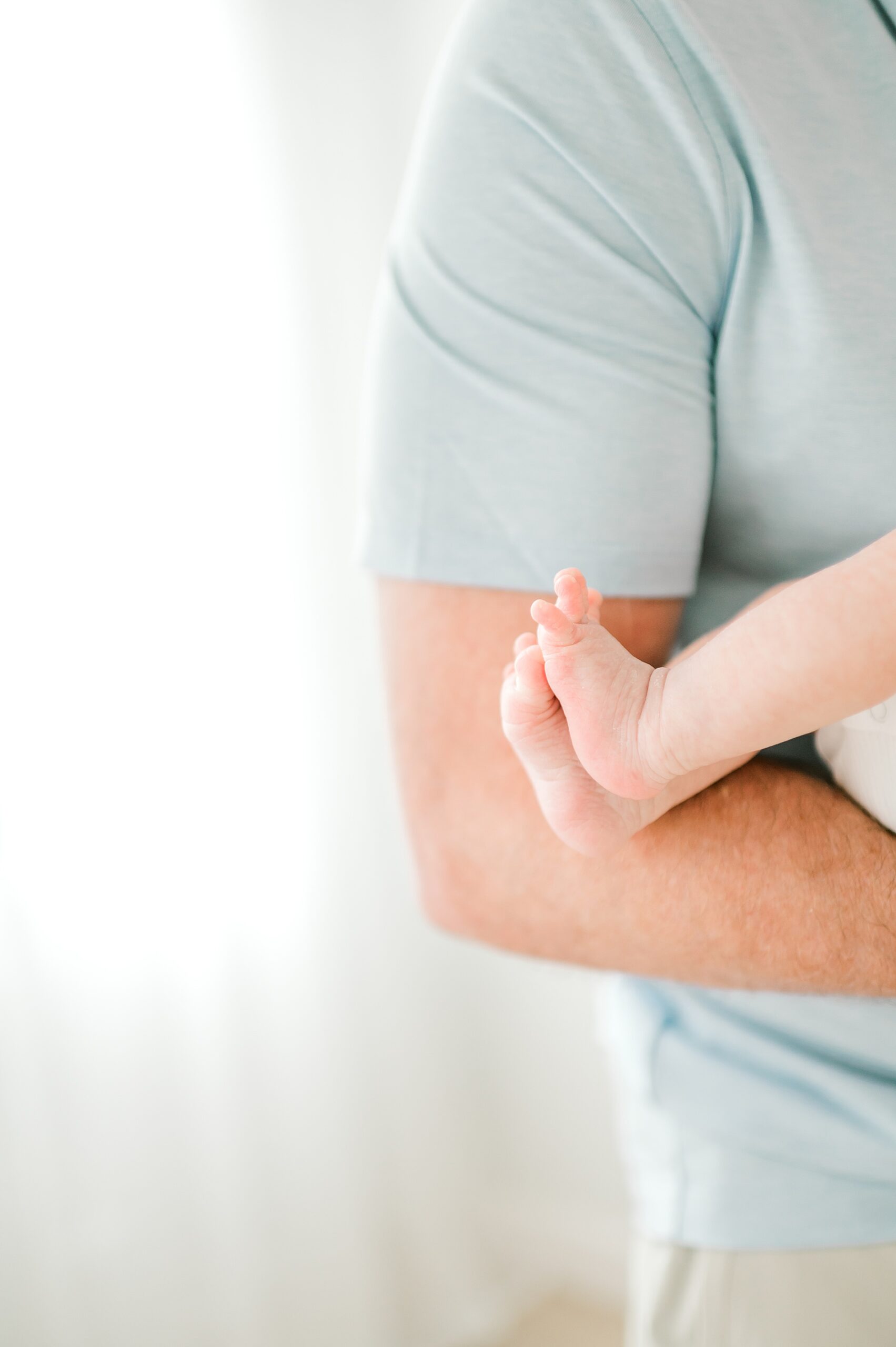 newborn's tiny toes