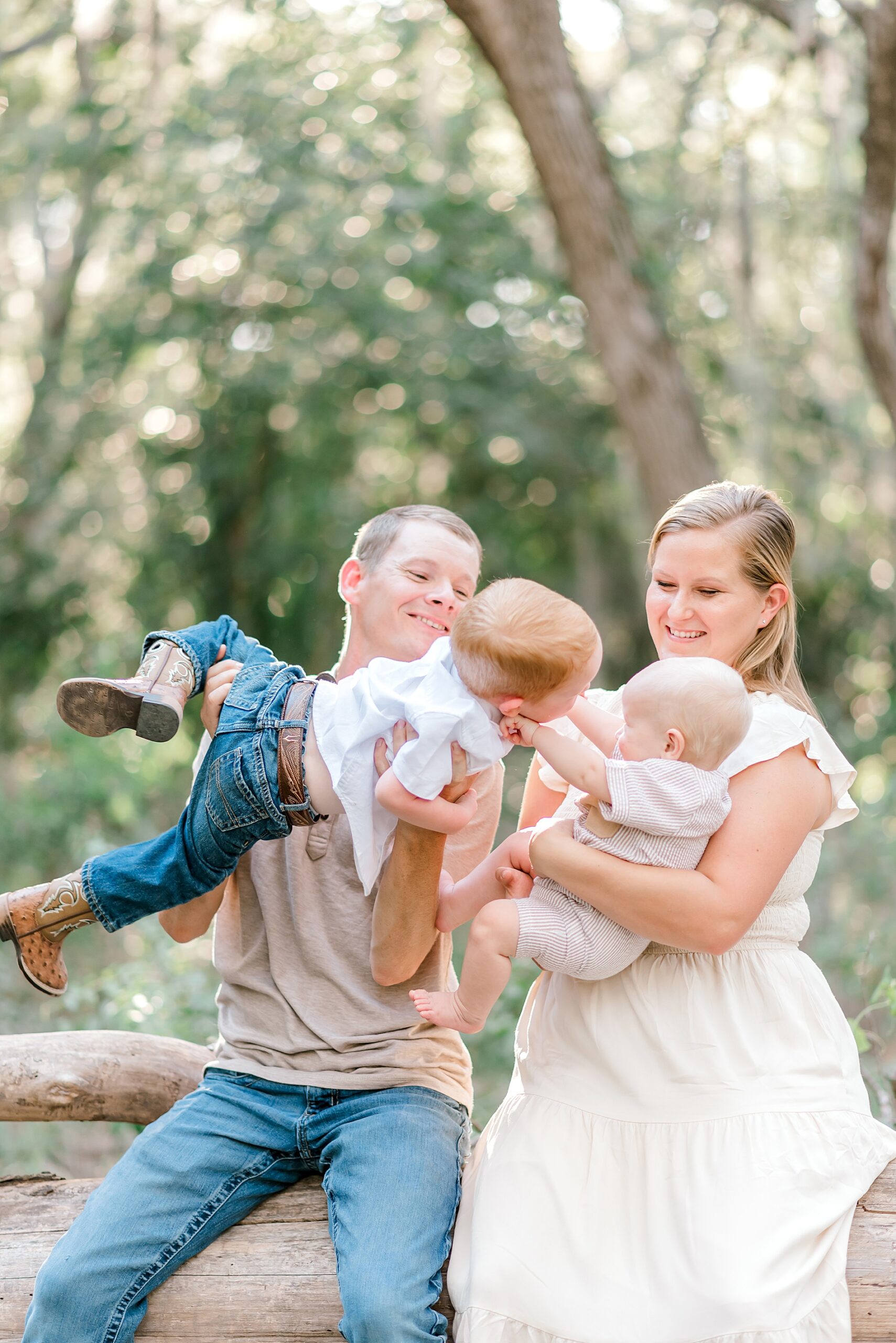  Brackenridge Park Family Session in San Antonio TX | Letting Kids Be Kids