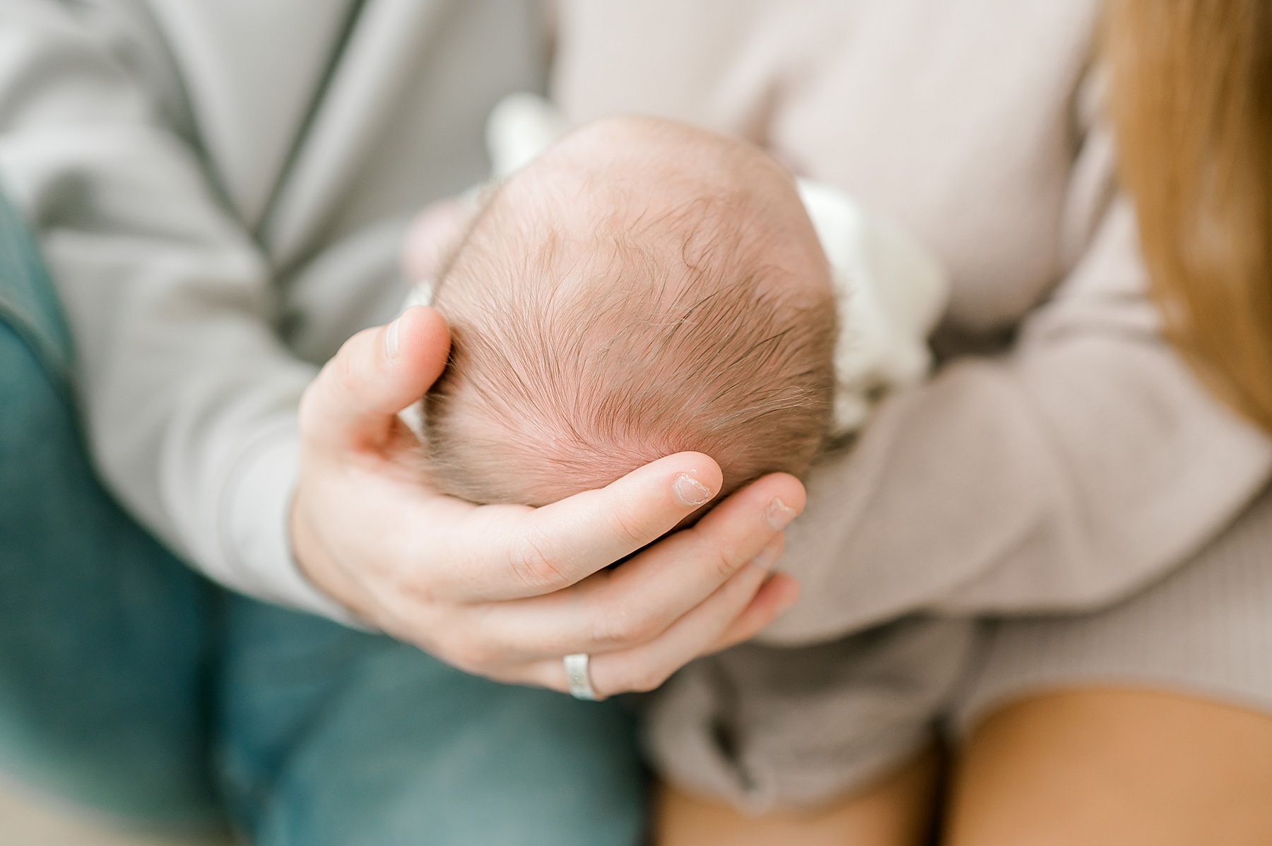 Cozy Winter Newborn Session at Bulverde, Texas Studio