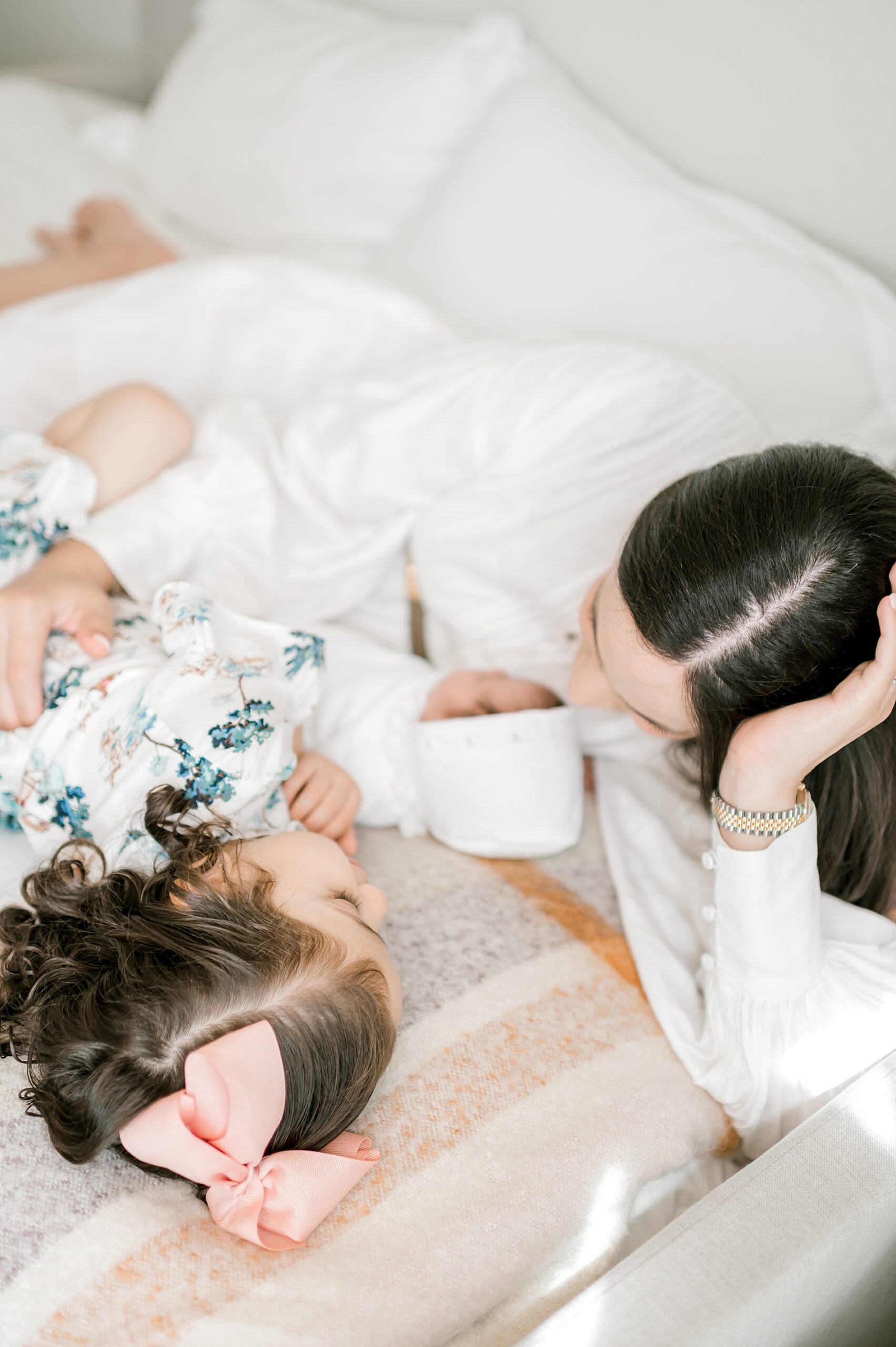 What to Wear for Your Lifestyle Newborn Session