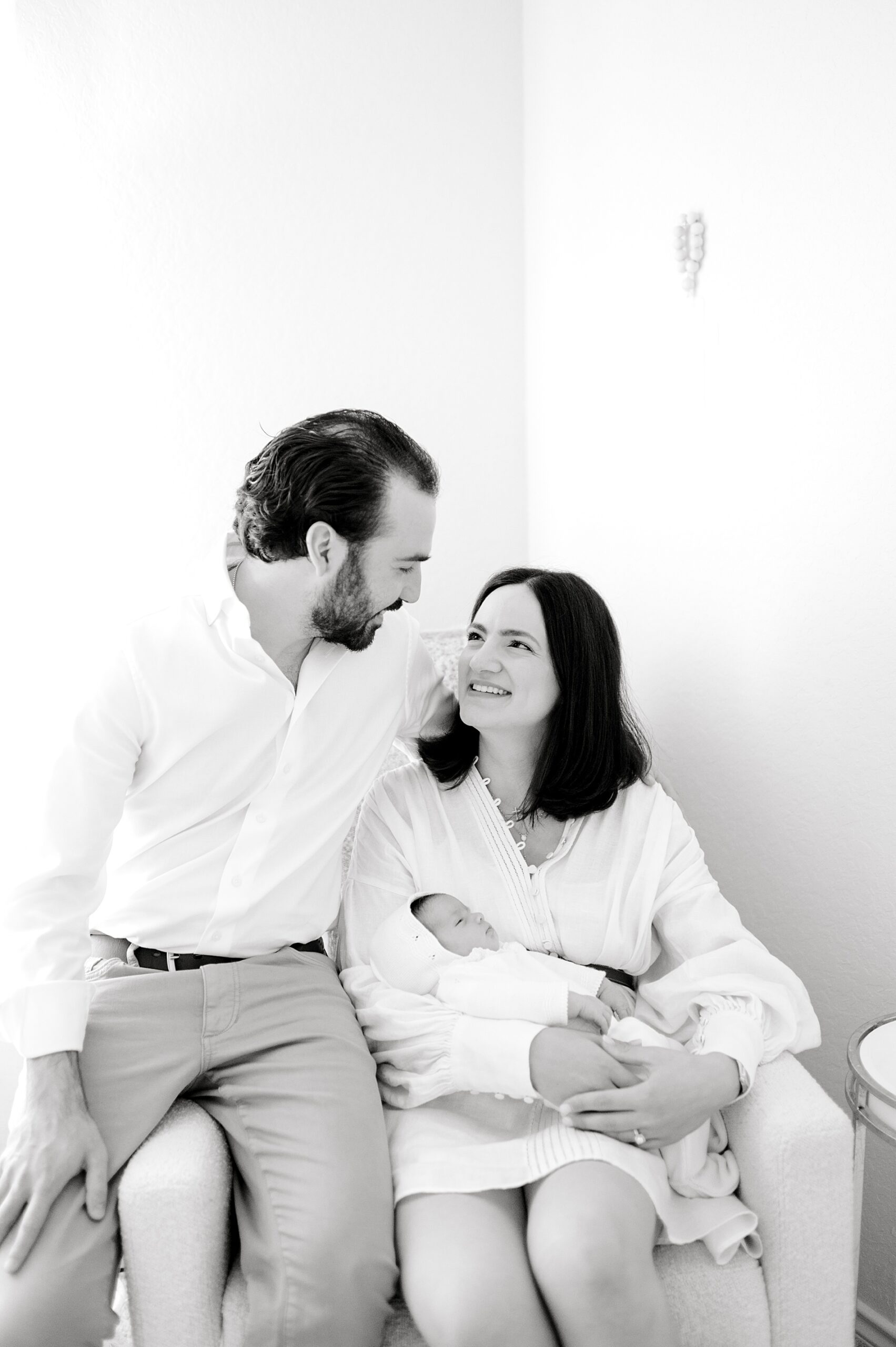 timeless family photos from in-home newborn photos