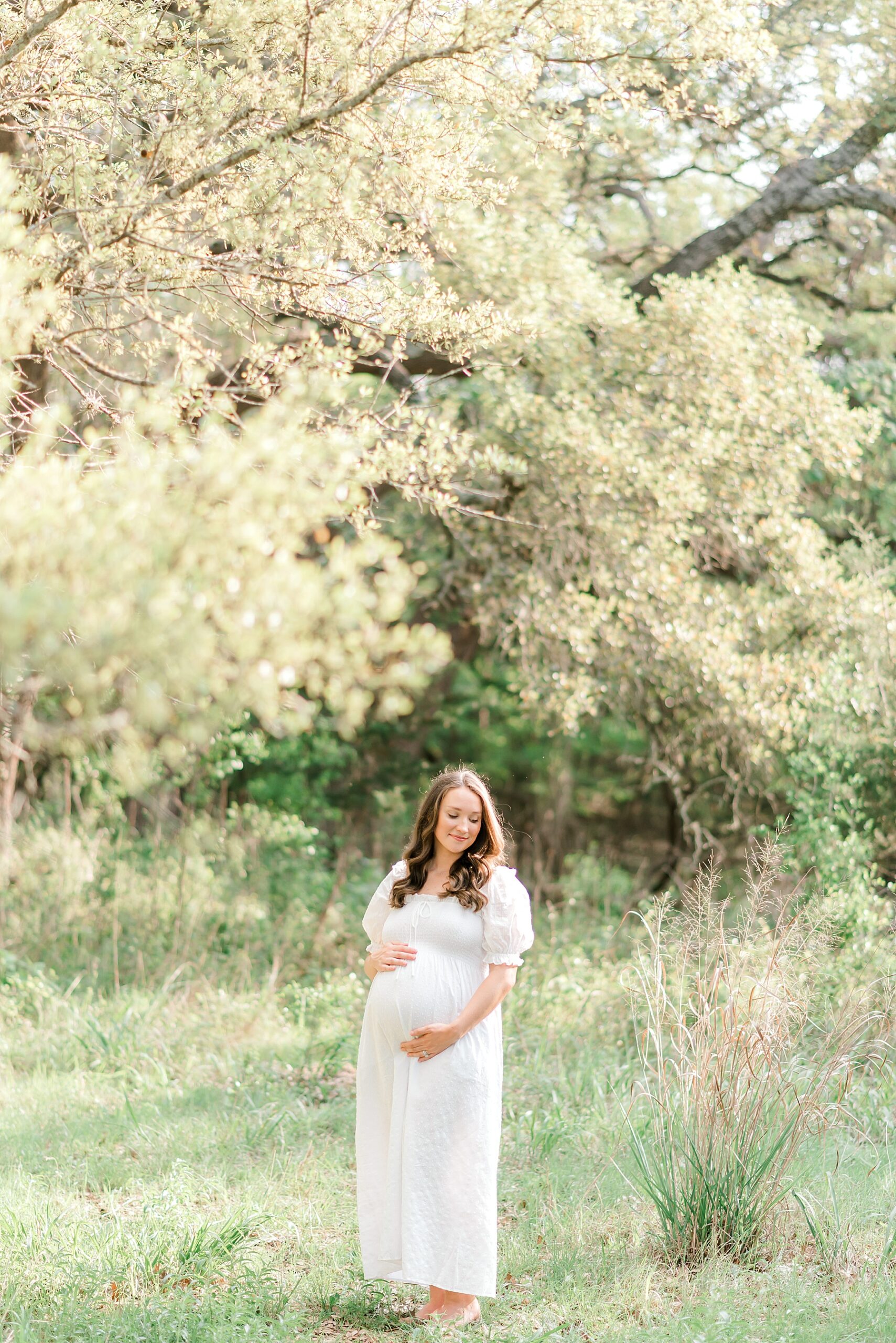 The Best Time to Schedule Maternity Photos by Boerne, TX maternity photographer