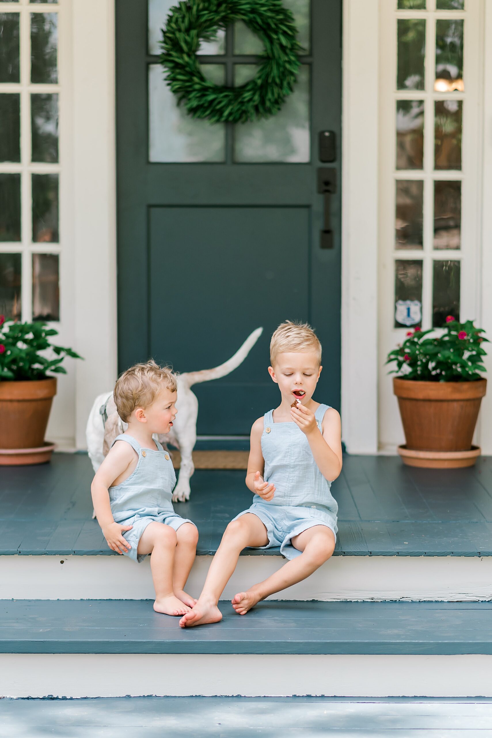 candid sibling portaits from Mahncke Park In-Home Family Session