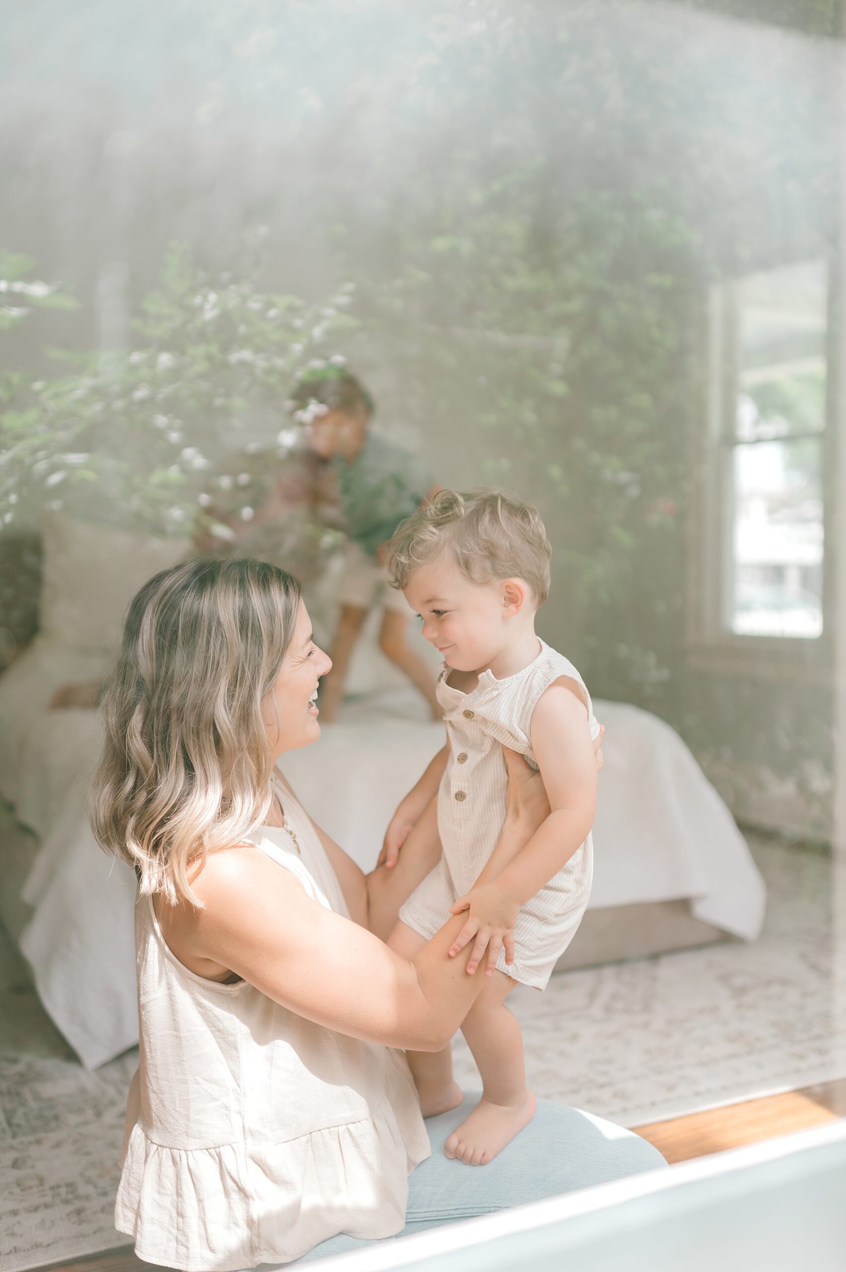 Mahncke Park In-Home Family Session