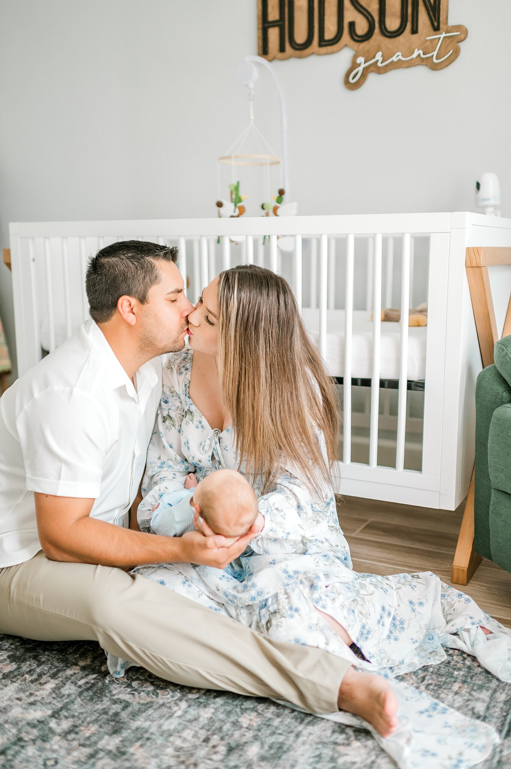 Styling Tips for Newborn Sessions | Canyon Lake In-Home Newborn Portraits