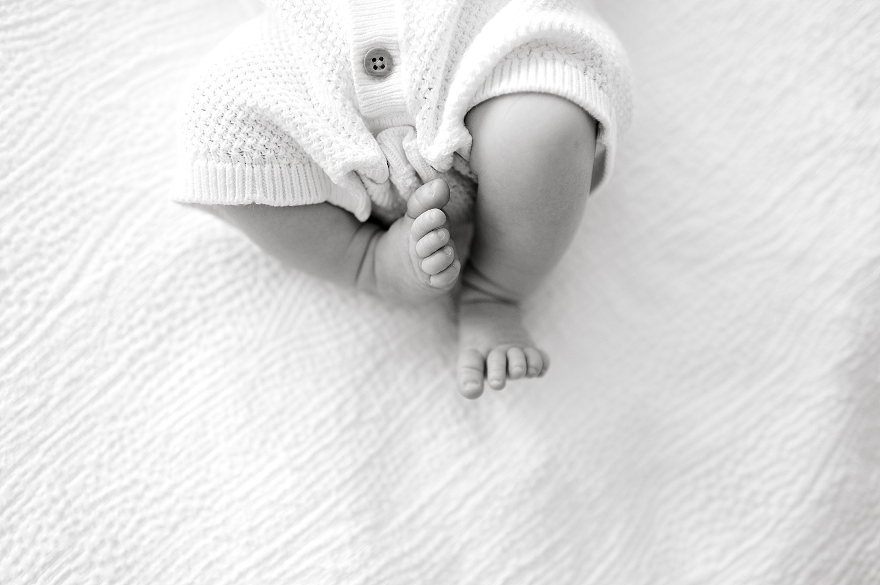 Newborn photographer in San Antonio TX shares Top 5 Questions To Ask Your Newborn Photographer