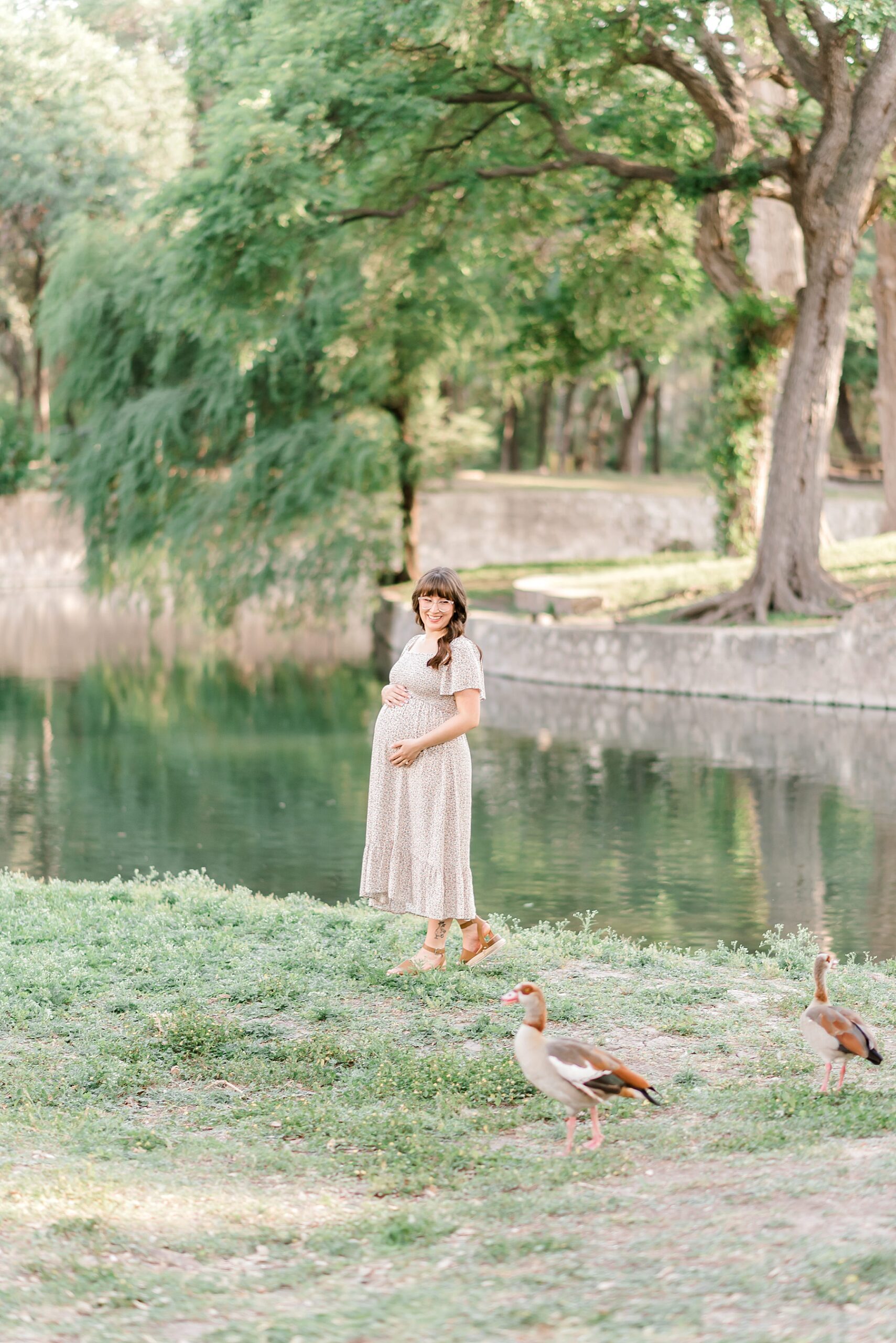 ducks near pond come near momma-to-be during maternity session