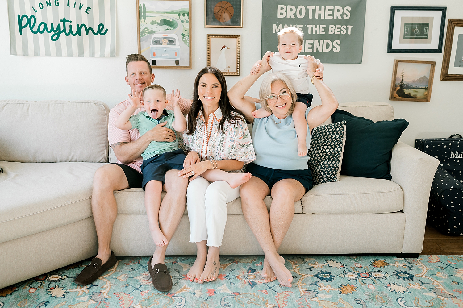 What to Expect at Your In-Home Family Session