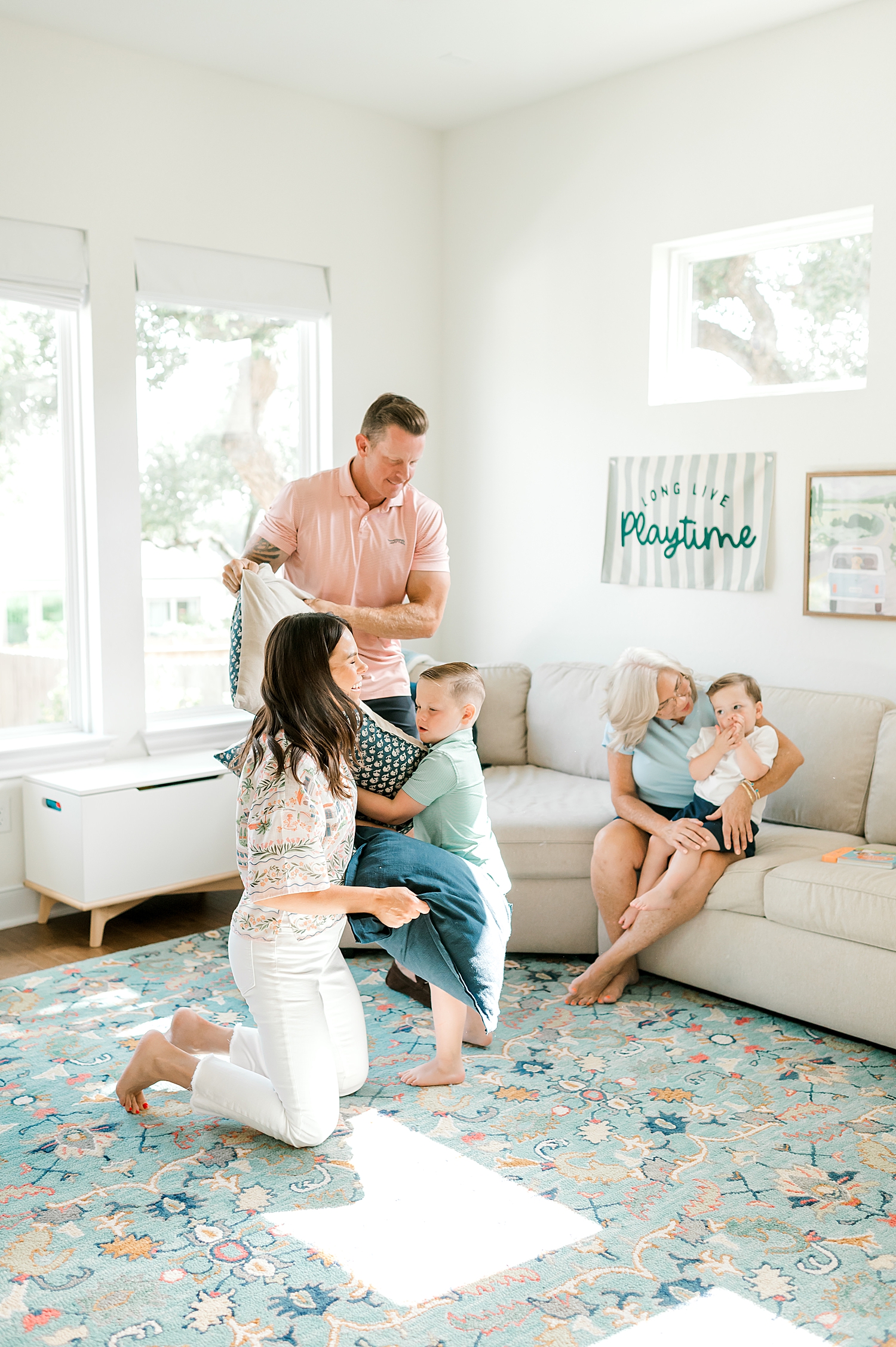 What to Expect at Your In-Home Family Session