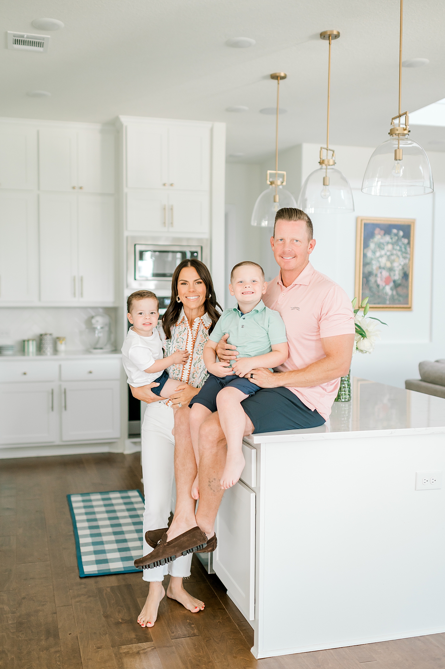 What to Expect at Your In-Home Family Session