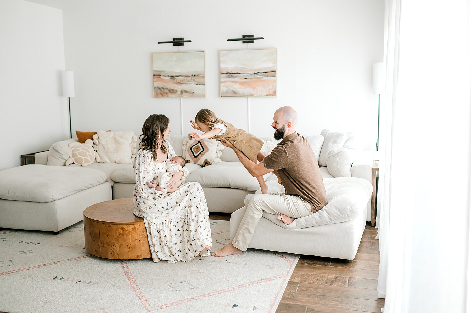 candid family portraits in San Antonio 