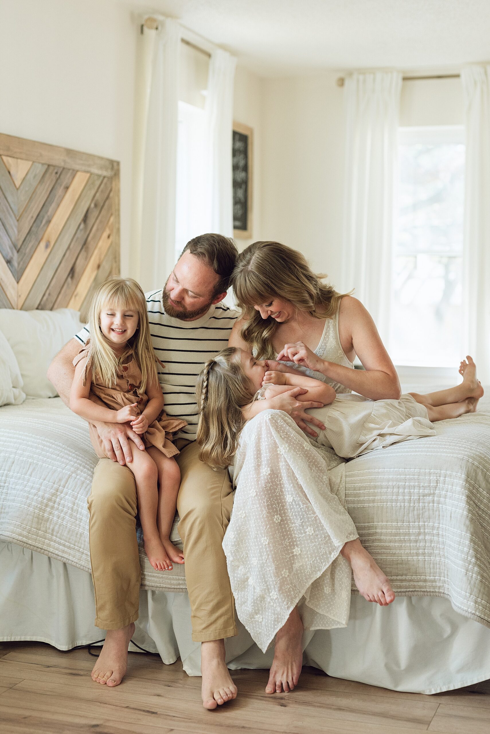 Why We Chose an In-Home Family Session | A Behind-the-Scenes Look 
