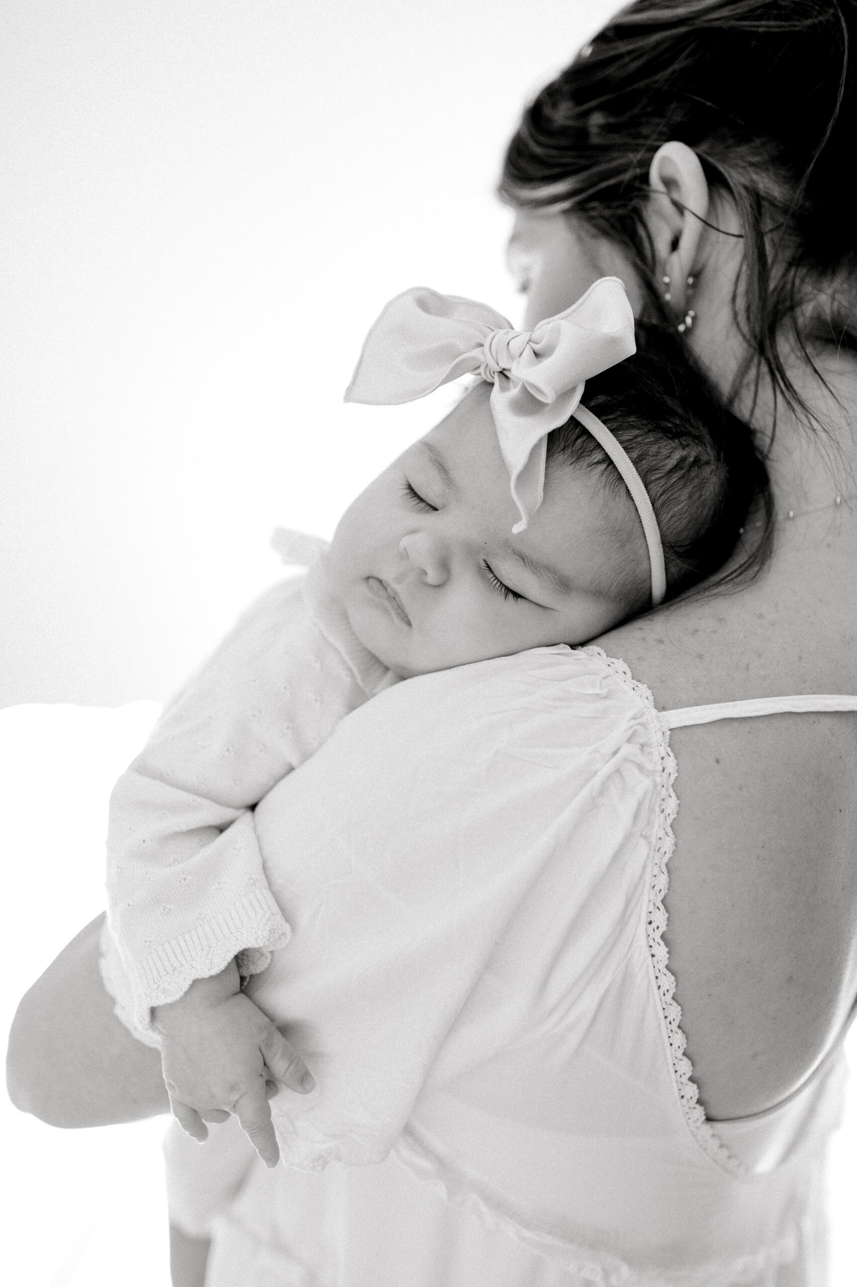 timeless newborn portraits 